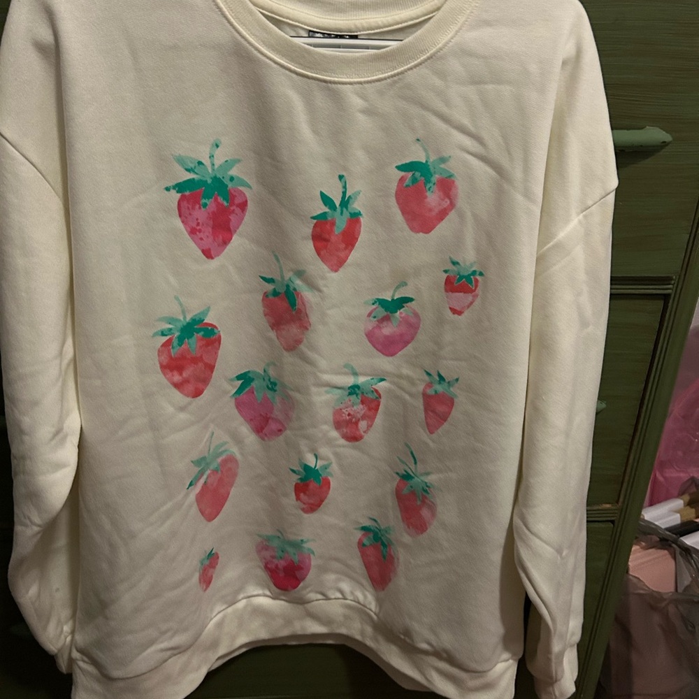 Cream Sweatshirt with Strawberry Print